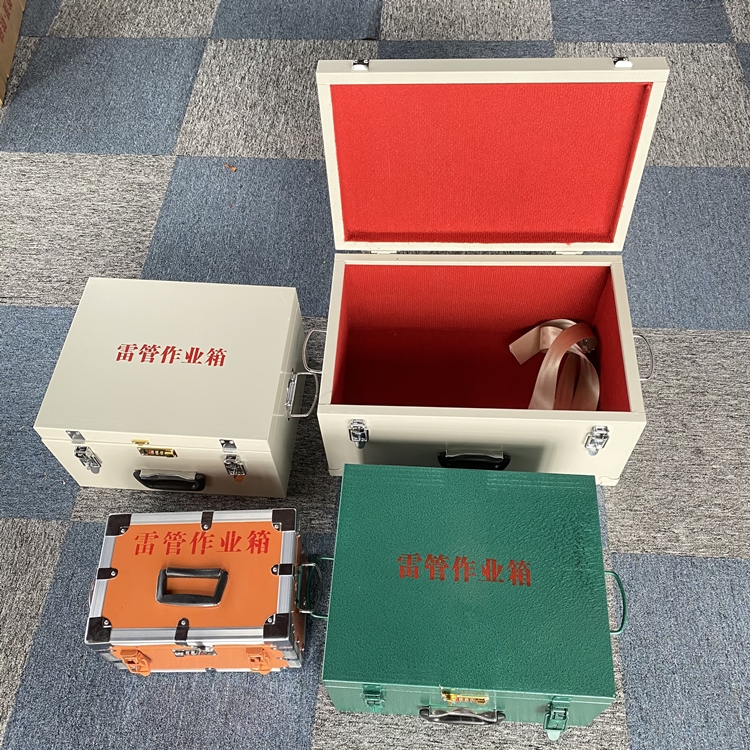 霍城爆破工程作业箱如何选择？玻璃钢与传统材质的全面对比